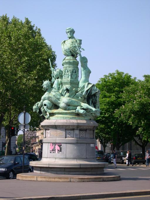  oeuvre de Francis Garnier (carrefour Port Royal)